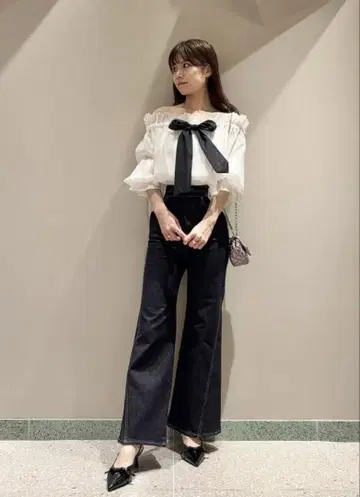 sustainable 스트레치 플레어 데님 팬츠 snidel 스나이델