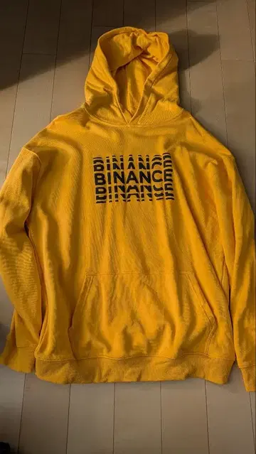 바이낸스 백팩, 후드티, 티셔츠 등
