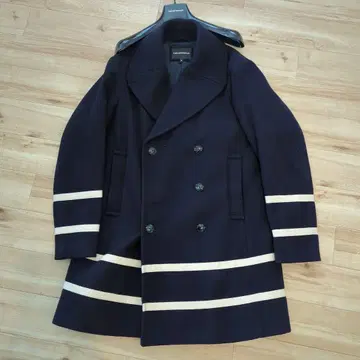 EMPORIO ARMANI 네이비 더블 브레스트 피 코트