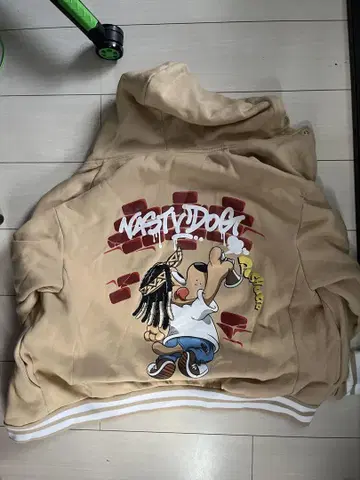 Nasty Dog 베이지 후드티