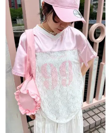 wc 핑크 레이스 절개 유니폼
