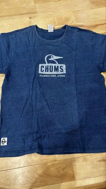 CHUMS 인디고 T셔츠 HURRICANE, UTAH