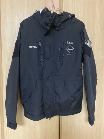 FCRB 투어 마운틴 후드티 블랙 사이즈 XS