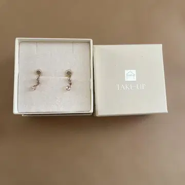 TAKE-UP 귀찌