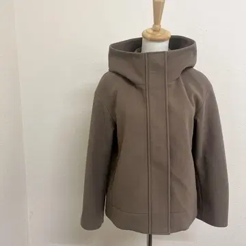 GU 테일러드 자켓 브라운 M