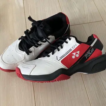 YONEX 파워 쿠션 104 테니스화