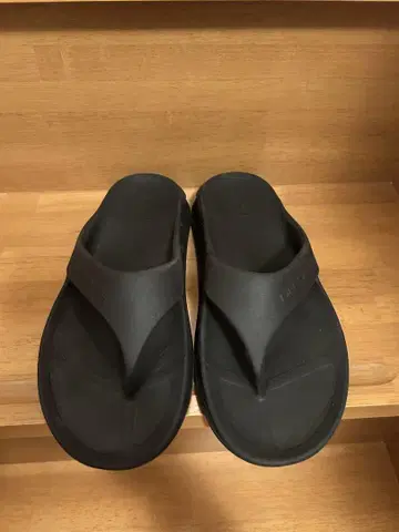 데상트 리커버리 샌들