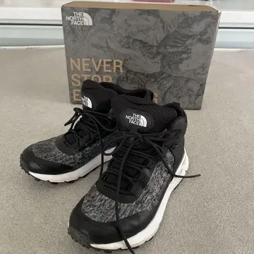 THE NORTH FACE XTRAFOAM 등산화 블랙/그레이