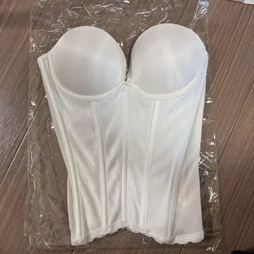 클라우디아 화이트 코르셋 브라이덜 이너 C65