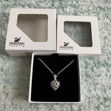 Swarovski 하트형 펜던트 목걸이