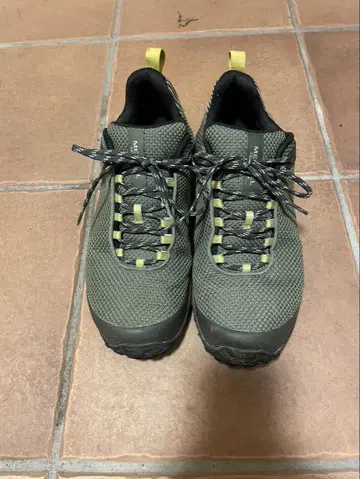 MERRELL 등산화 카키