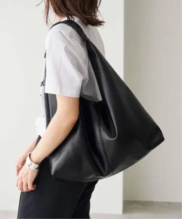 SLOBEIENA 트라이앵글 BAG