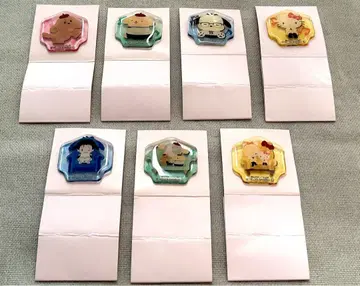 유리 on ICE x 산리오 TSUTAYA 트레이딩 핀 배지