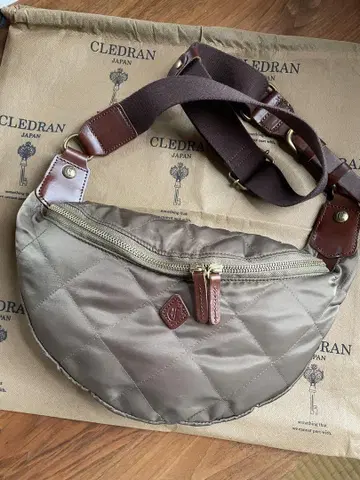 CLEDRAN 바디백