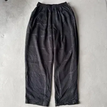 HUF 블랙 슬랙스