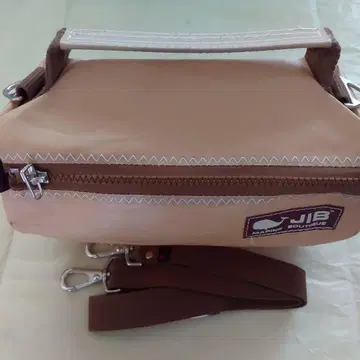 JIB 세일 백