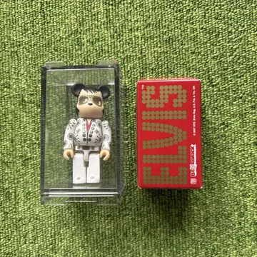 ELVIS 베어브릭 피규어