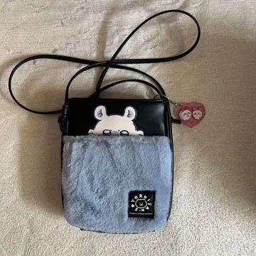 치이카와 GU 모몽가 숄더 파우치