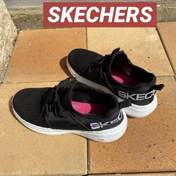 SKECHERS 블랙 스니커즈 23.5cm