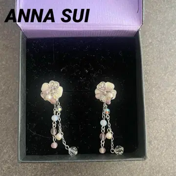 ANNA SUI 안나수이 꽃과 비즈 귀걸이 양쪽용 귀걸이