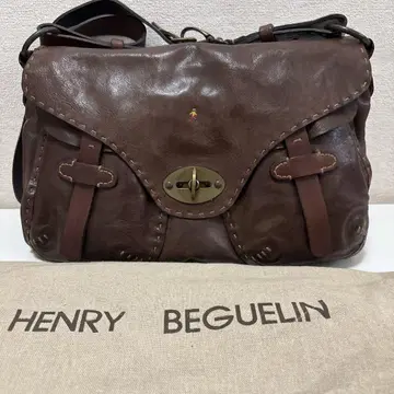 HENRY BEGUELIN 브라운 숄더백