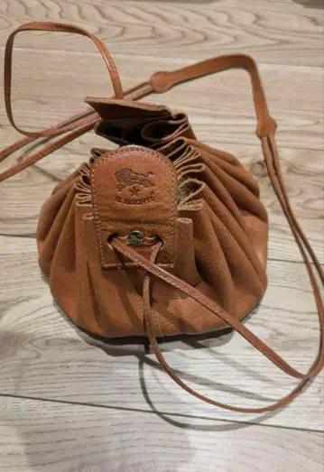 일비종떼 복조리 숄더백