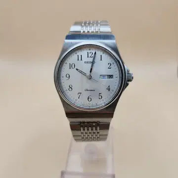 SEIKO 크로노스 남성용 손목시계