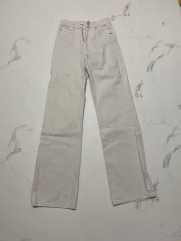 ZARA 화이트 스트레이트 데님 사이즈 34