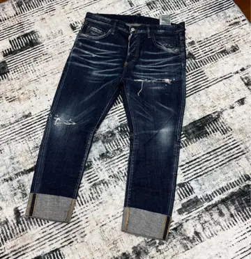 데미지 가공 다크 블루 데님 청바지