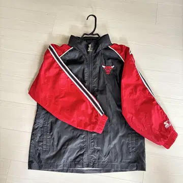 CHICAGO BULLS 나일론 자켓