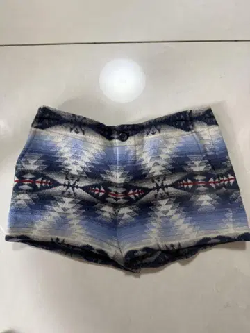 PENDLETON 펜들턴 자카드 숏팬츠