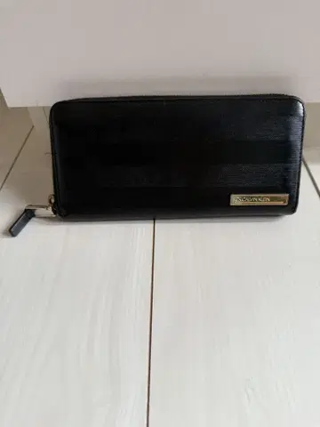 CK CALVIN KLEIN 블랙 장지갑