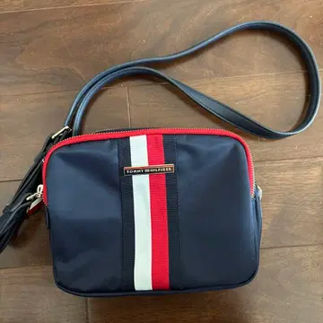 새상품급! TOMMY HILFIGER 숄더백