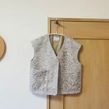 conte 콘테 자카드 베스트 beige