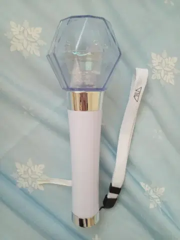 M!LK 응원봉