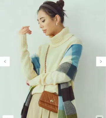 23 VINGT-TROIS ARRONDIS 터틀넥 스웨터 38
