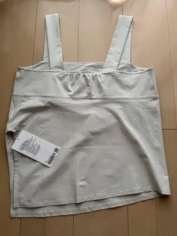 [택 포함 미사용 새상품] 비대칭 탱크탑 lululemon