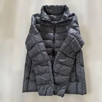 UNIQLO 블랙 울트라 다운 자켓 M