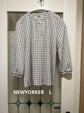 NEWYORKER 기하학 패턴 5부 소매 블라우스