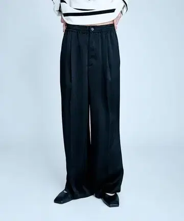 BRILL 브릴 25SS 새상품 새틴 스트레이트 팬츠 와이드 슬랙스