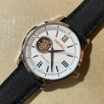 세이코 메카니컬 오픈 하트 화이트 다이얼 자동 와인딩 중고품
