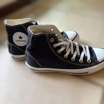 CONVERSE 네이비 하이컷 스니커즈