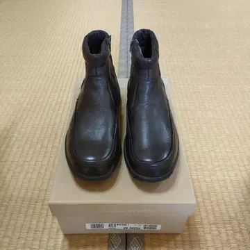 다크 브라운 가죽 사이드 고어 부츠 (하자품)