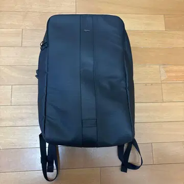 Rapha 블랙 백팩