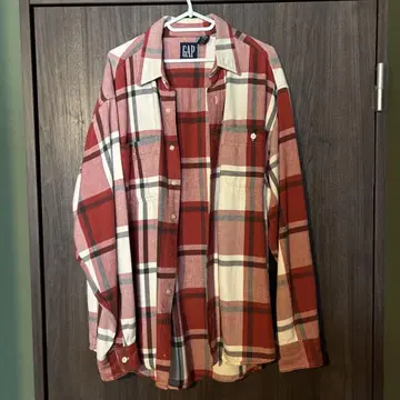 GAP 레드 계열 체크 긴팔 플란넬 셔츠