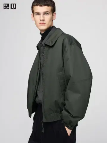 UNIQLO U 퍼프테크 숏 블루종 올리브 L