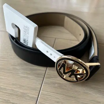 [새상품] MICHAEL KORS 블랙 벨트 M 사이즈 여성용