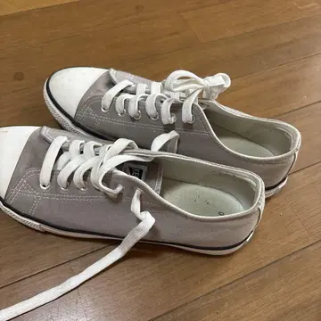 그레이 로우컷 스니커즈 26.0cm
