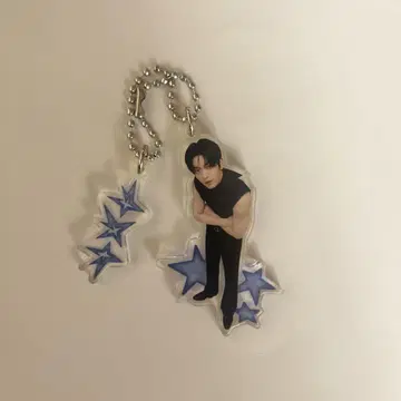 수빈 SOOBINTXT 아크릴 키링