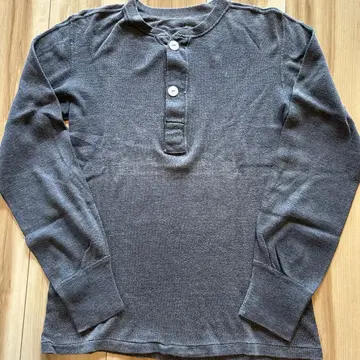 귀 페이드 티셔츠 구제 의류 used